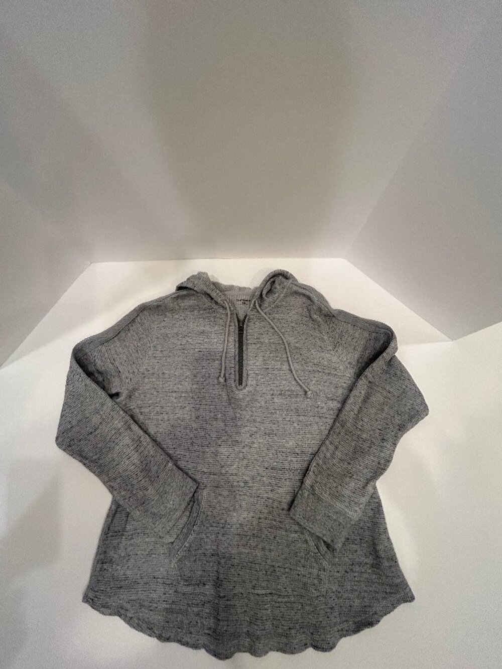 EUC Ruff Hewn XLP Gray Knit Quarter Zip Hoodie w/ lace embellishment on sleeve